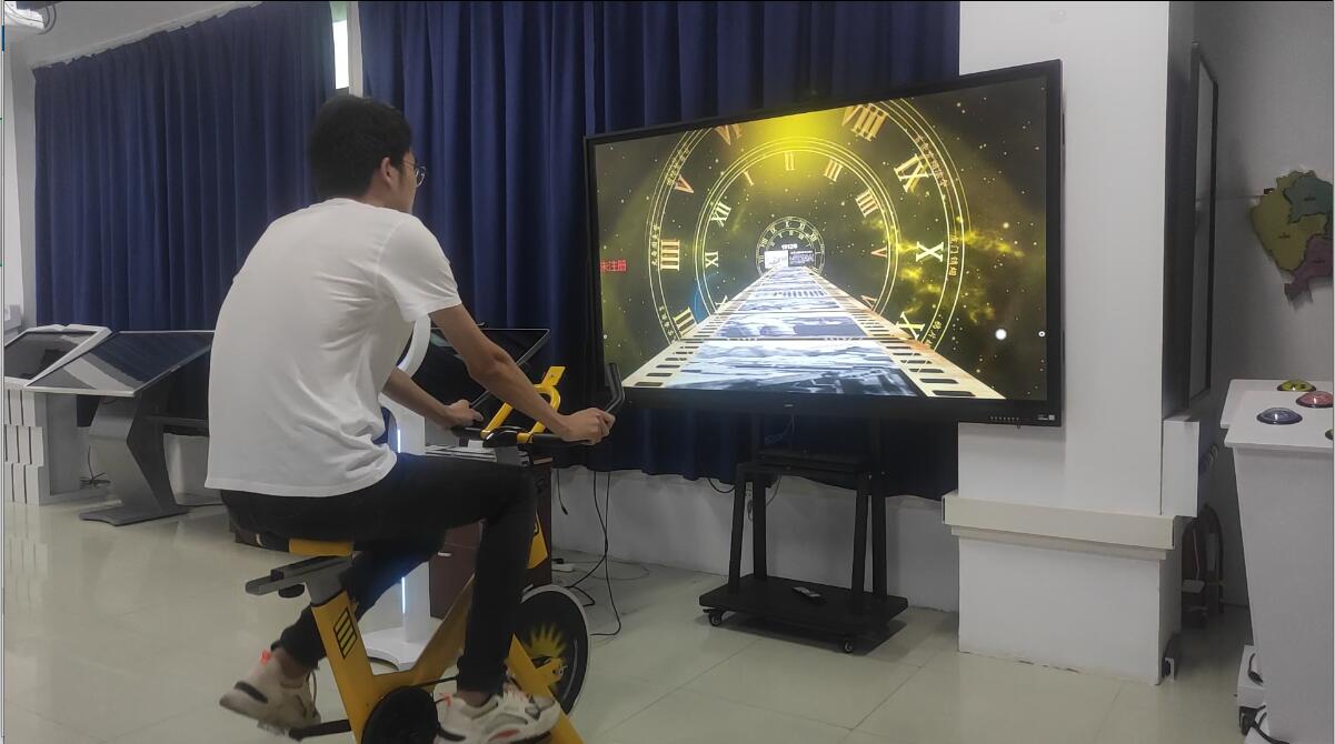 骑行中画面.jpg